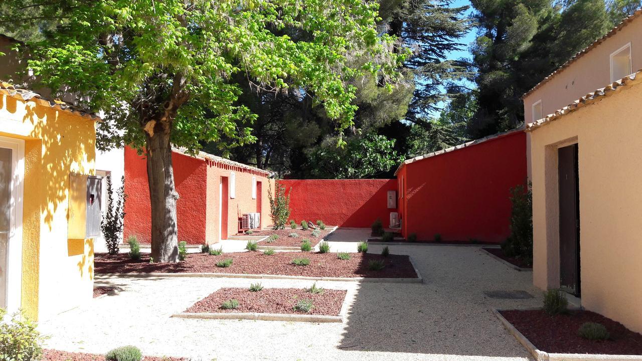 Residence Odalys Le Village Camarguais Les Gardians Αρλ Εξωτερικό φωτογραφία