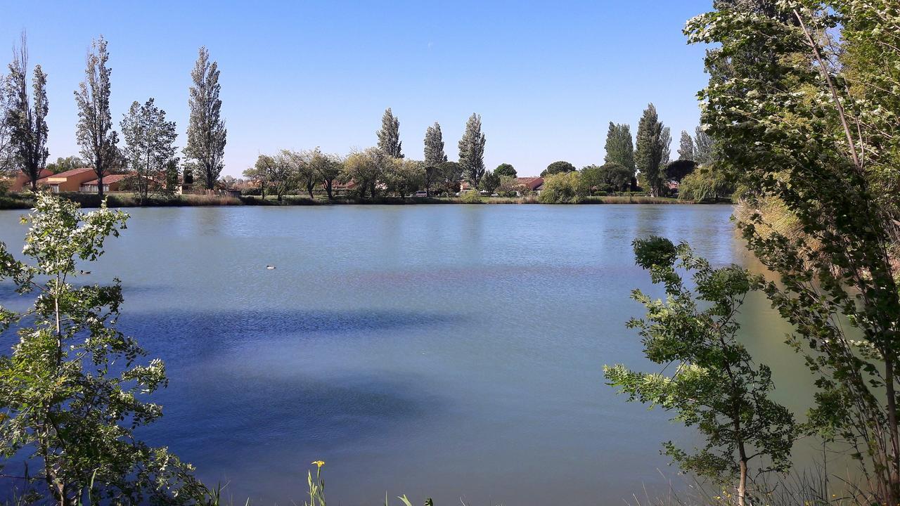 Residence Odalys Le Village Camarguais Les Gardians Αρλ Εξωτερικό φωτογραφία
