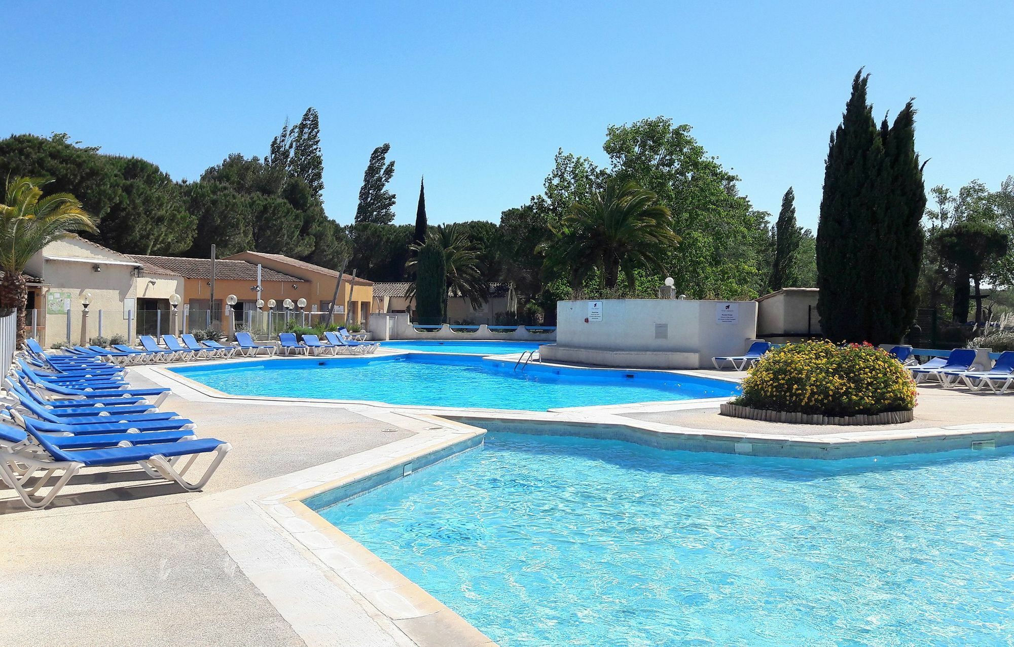 Residence Odalys Le Village Camarguais Les Gardians Αρλ Εξωτερικό φωτογραφία